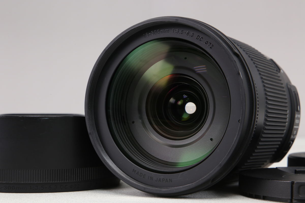 2026年04月16日に一心堂が買取したSIGMA Contemporary 18-300mm F3.5-6.3 DC MACRO OS HSM [EFマウント]の画像