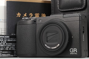 2026年04月29日に一心堂が買取したRICOH GR DIGITAL IIIの画像