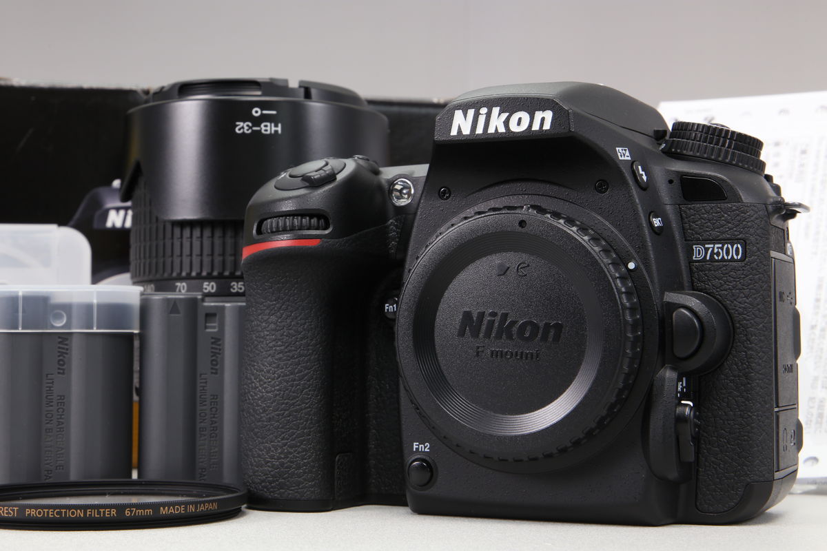 2026年05月02日に買取させていただいたNikon D7500 18-140 VR レンズキットの画像