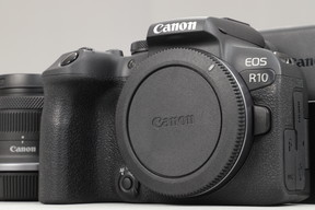 2026年06月06日に一心堂が買取したCanon EOS R10 RF-S18-45 IS STM レンズキットの画像