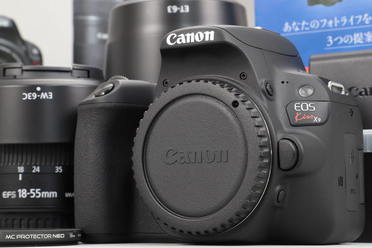 2026年06月03日に買取させていただいたCanon EOS Kiss X9 ダブルズームキットの画像