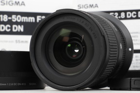 2026年06月05日に一心堂が買取したSIGMA Contemporary 18-50mm F2.8 DC DN  [RFマウント]の画像