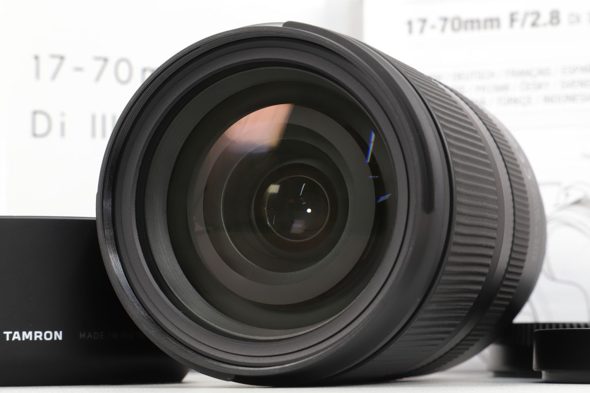 2026年06月15日に買取させていただいたTAMRON 17-70mm F/2.8 Di III-A VC RXD Model B070 [Xマウント]の画像