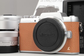 2026年06月29日に一心堂が買取したPanasonic LUMIX GF7 ダブルズームレンズキット DMC-GF7W ブラウンの画像