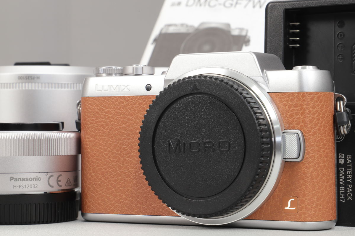 2026年06月29日に買取させていただいたPanasonic LUMIX GF7 ダブルズームレンズキット DMC-GF7W ブラウンの画像