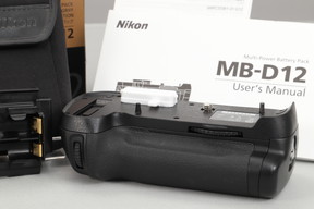 2026年07月06日に一心堂が買取したNikon MB-D12の画像