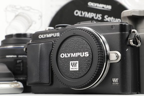 2026年07月13日に一心堂が買取したOLYMPUS PEN Lite E-PL5 レンズキット ブラックの画像