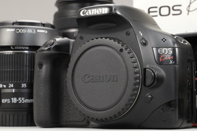 2026年08月17日に一心堂が買取したCanon EOS Kiss X4 ダブルズームキットの画像