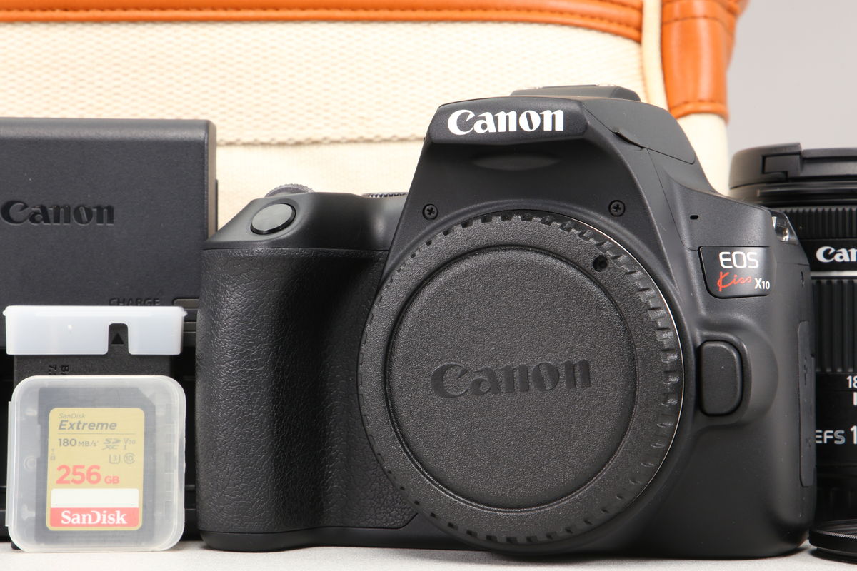2026年08月25日に買取させていただいたCanon EOS Kiss X10 EF-S18-55 IS STM レンズキット ブラックの画像