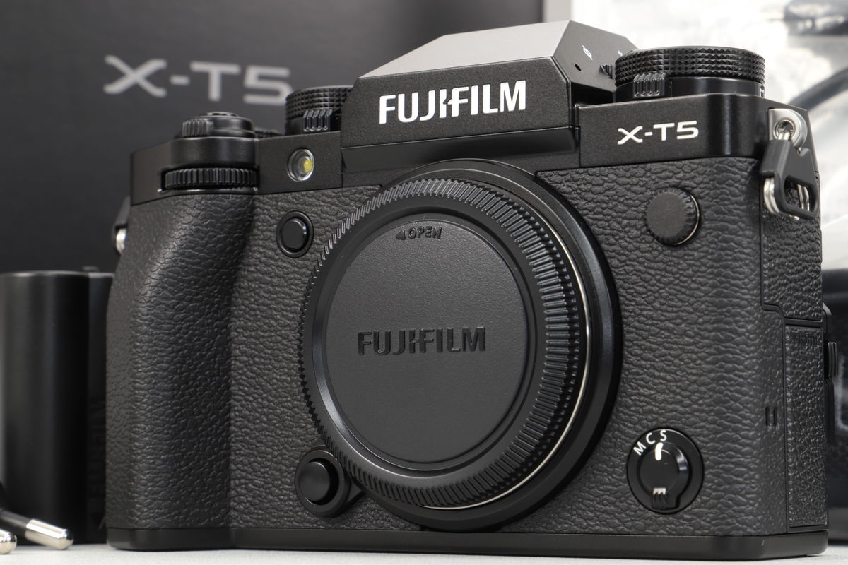 2026年08月26日に買取させていただいたFUJIFILM X-T5 ボディ ブラックの画像