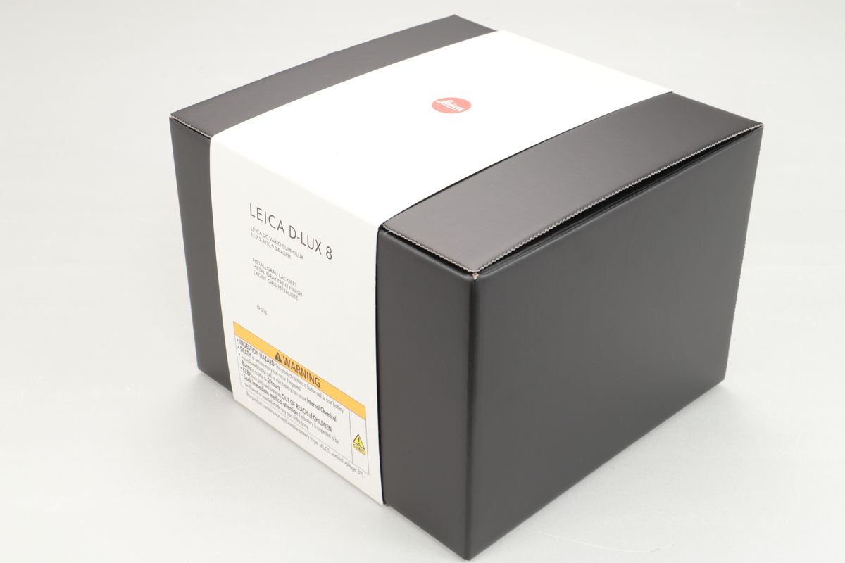 2026年08月27日に買取させていただいたLEICA D-LUX8 メタルグレーペイント 19213の画像