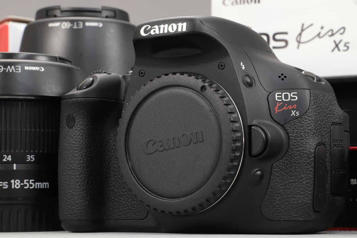 2026年09月29日に買取させていただいたCanon EOS Kiss X5 ダブルズームキットの画像
