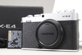 2026年10月21日に一心堂が買取したFUJIFILM X-E4 ボディ シルバーの画像